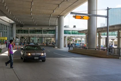 Aeroport Taxi and Limo