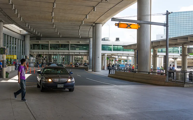 Aeroport Taxi and Limo