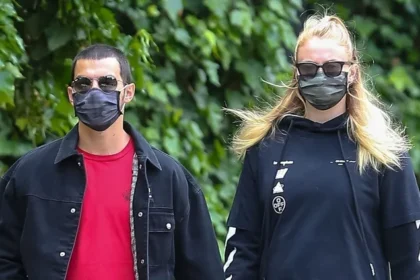 Sophie Turner Pregnant