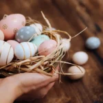 are banks open on easter monday