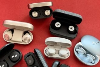 best wireless earbuds under 200 dollars 2024