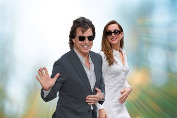 Ana de Armas Tom Cruise
